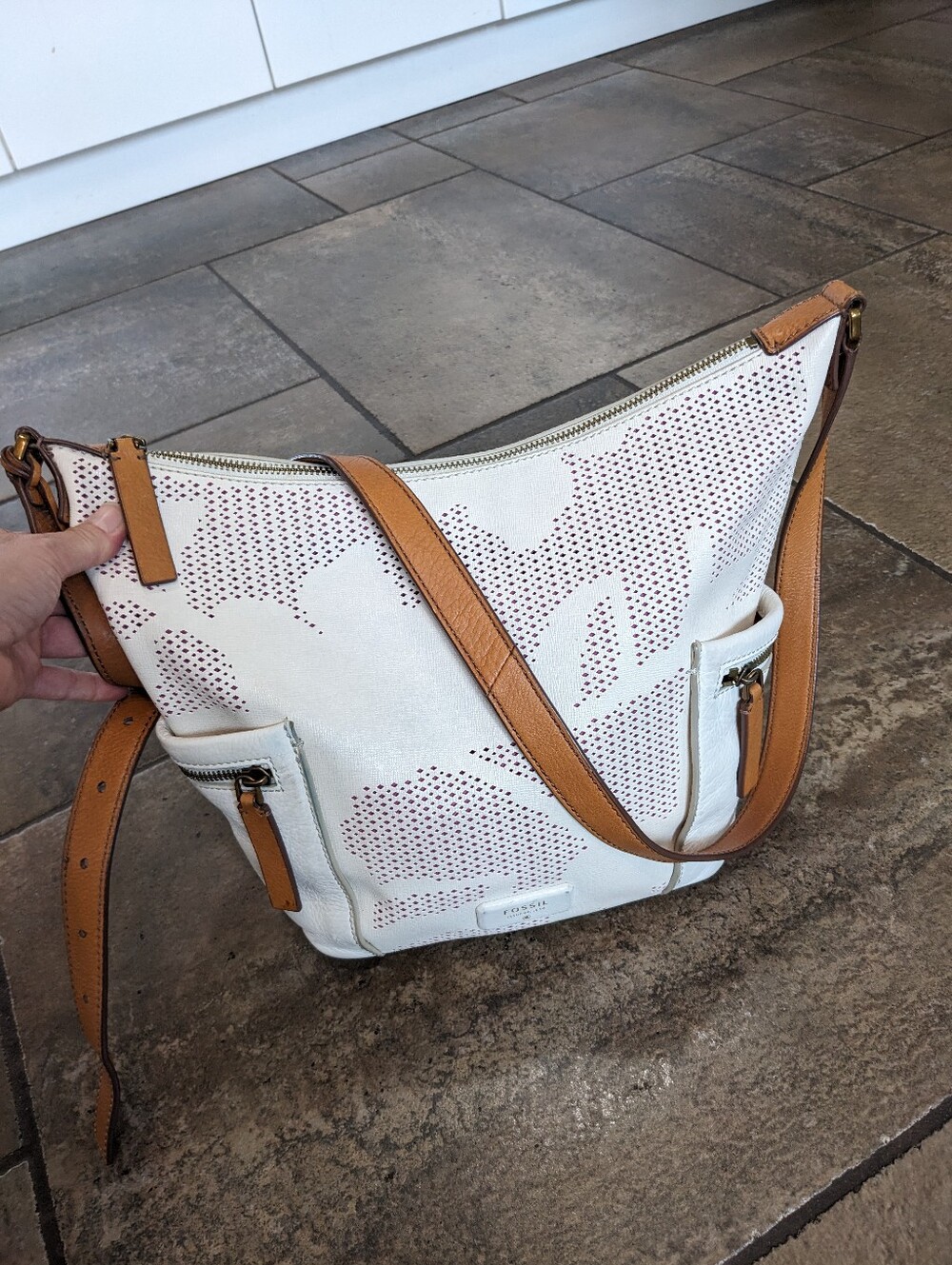 Fossil Emerson Perforated Leather Hobo Crossbody Bag Chic Boho Elegant Ivory/Tan
